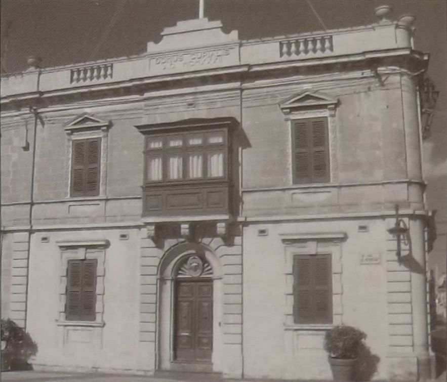 Dar tal-Arcipriet fil-Mosta