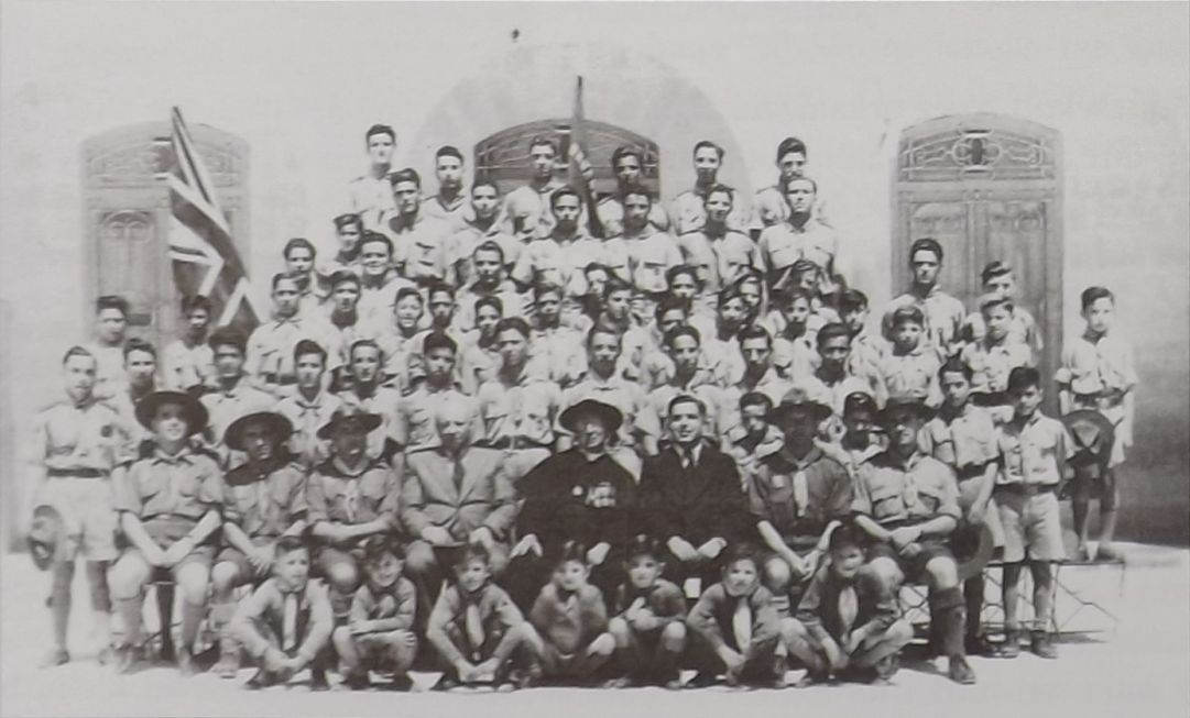 Grupp ta’ l-Iskawts tal-Mosta fil-grawnd ta’ l-Oratorju Qalb ta’ Gesu