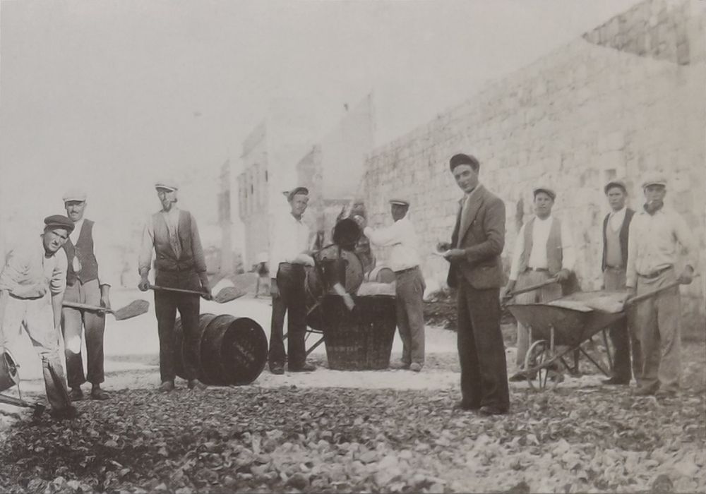 It-toqba li halliet il-bomba li nifdet ir-Rotunda tal-Mosta fid-9 t’April 1942