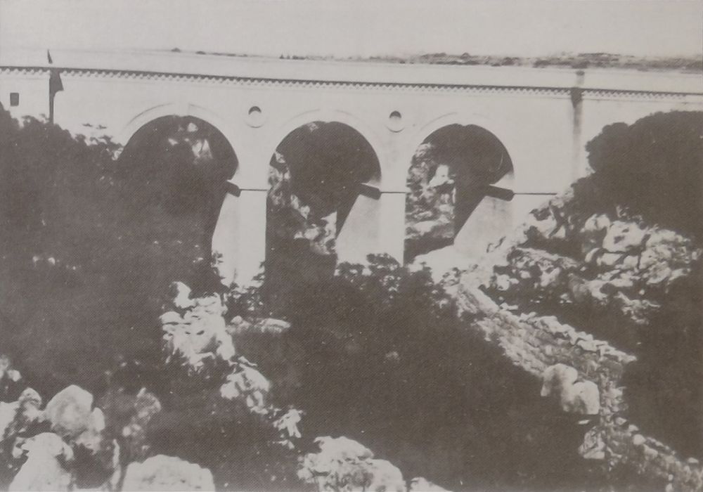 L-armar li ntuza biex trangat il-hsara tal-bomba fir-Rotunda tal-Mosta