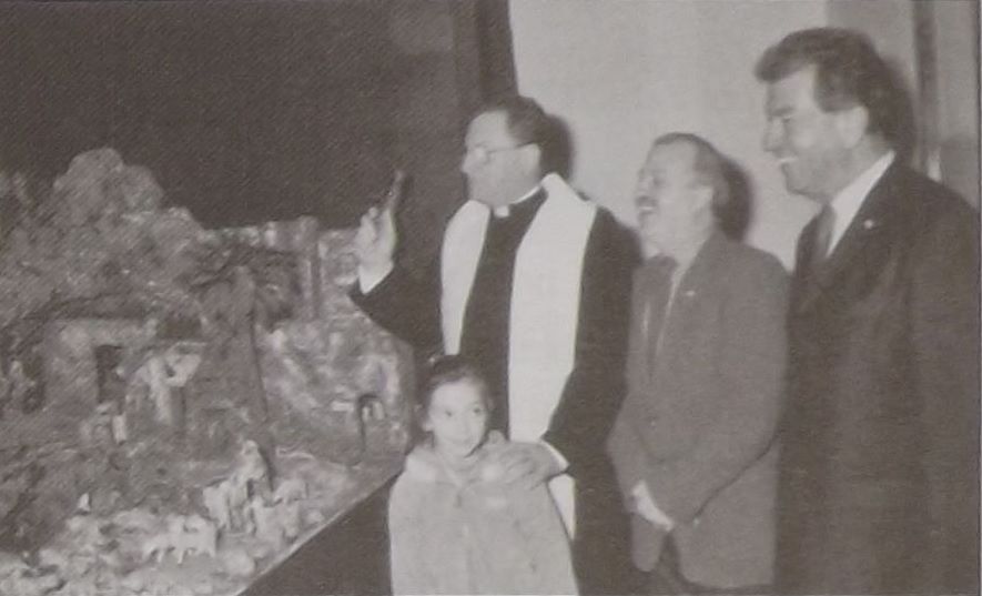 Raymond Deguara mill-Mosta jibni presepju bil-gablo u l-gibs