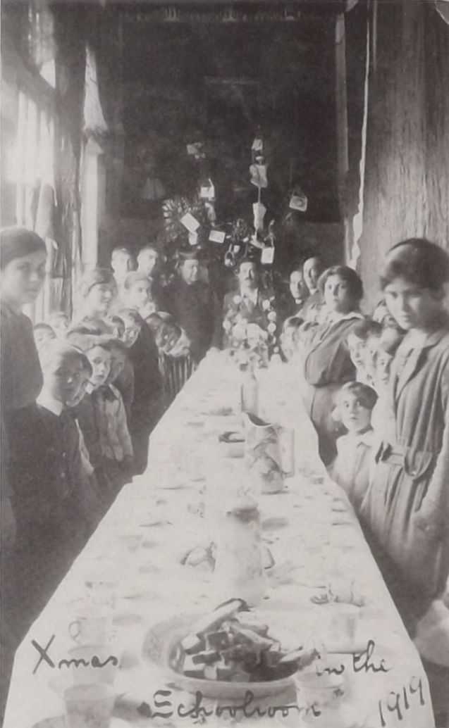Festin tal-iskola fl-1919.