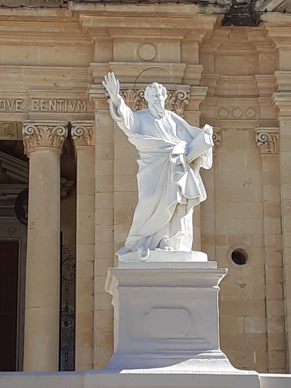 L-istatwa ta' San Nikola fis-Siggiewi