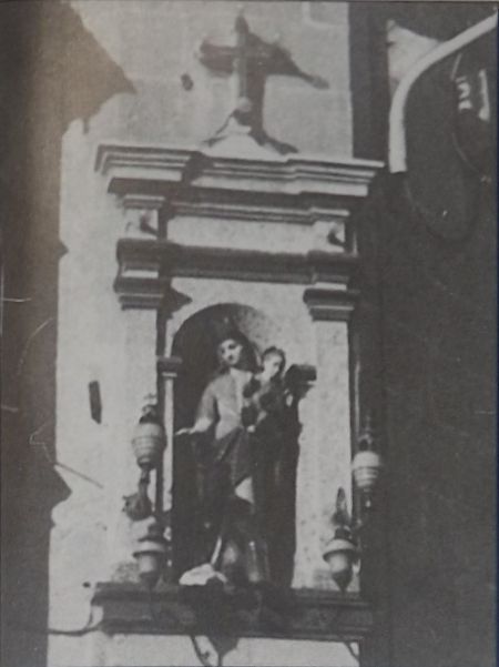 Nicca tal-Madonna tal-Karmnu fi Triq il-Bazilika l-Mosta fl-antik